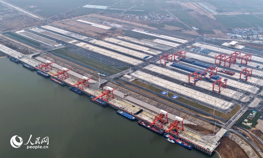 周口港中心作业区开港 河南内河航运进入“百万标箱”时代