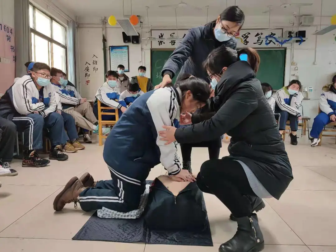 传承雷锋精神,争做文明少年——湘钢一中3月学雷锋系列活动