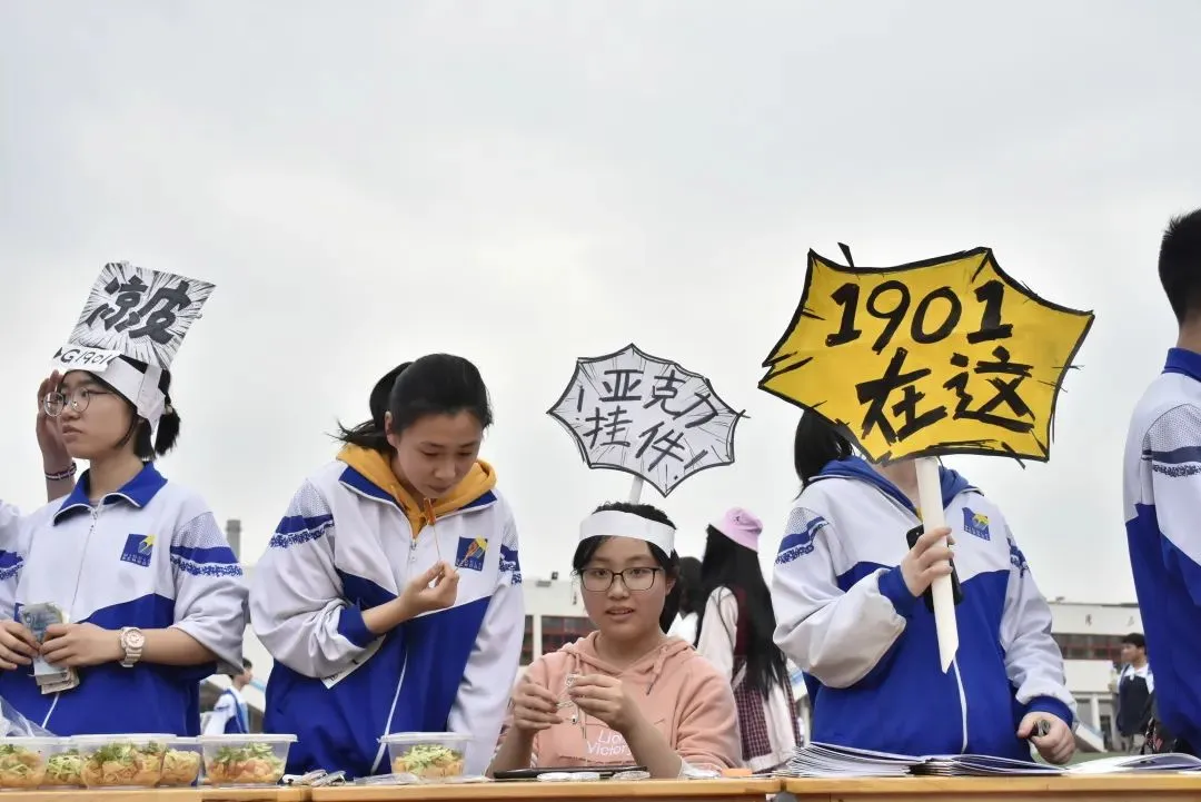 传承雷锋精神,争做文明少年——湘钢一中3月学雷锋系列活动