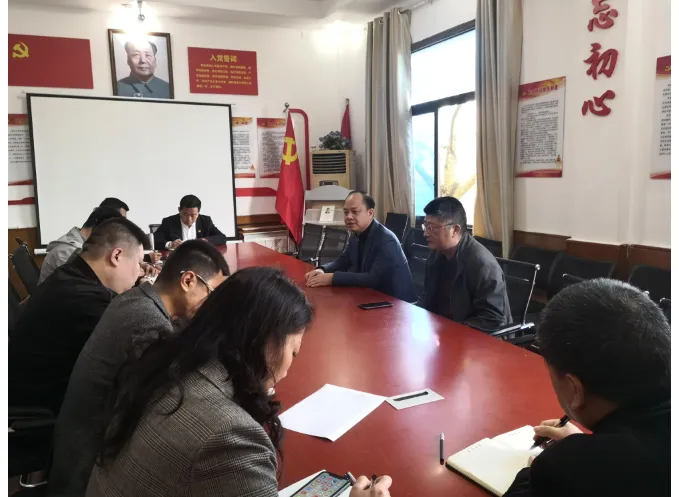 下沉一线 及时调度 压实责任 湘潭交发集团对下属分公司开展环保督查