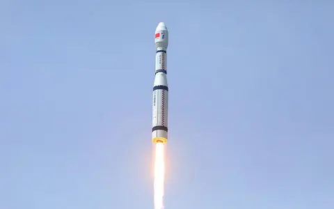 “蓝星球”号遥感卫星成功发射 新华网“源数据”科研平台再添利器