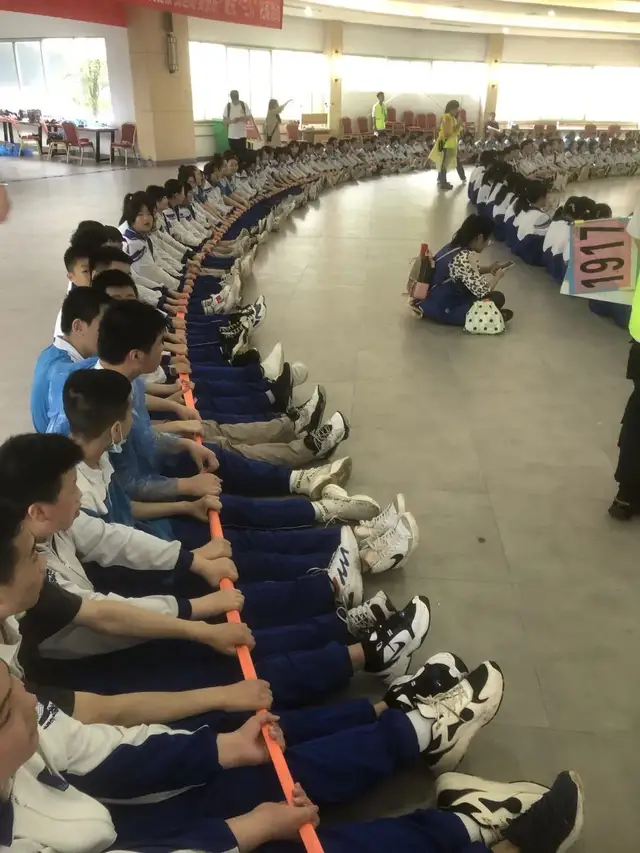 拓展综合素养 赓续红色基因——湘钢一中十二中校区八年级开展主题研学活动