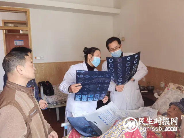传承和弘扬雷锋精神，关爱温暖老年人 湘潭市中医医院开展送健康进养老院活动