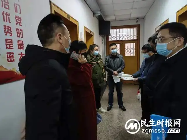 防疫动态 | 湘潭市教育局局长唐正武教育局副局长齐湘雄分别带队来市一中视察疫情防控工作