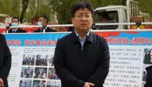 河南获嘉县开展3 15消费维权暨销毁不合格食品药品展示活动