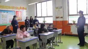 武山县消防大队进特殊教育学校传授消防安全知识