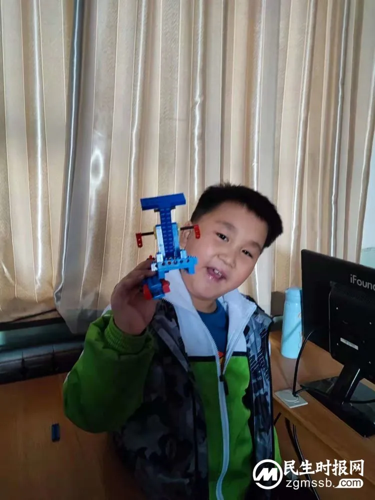 喜讯!丛台小学被授予邯郸市青少年机器人编程竞赛实践基地称号 喜讯!丛台小学被授予邯郸市青少年机器人编程竞赛实践基地称号