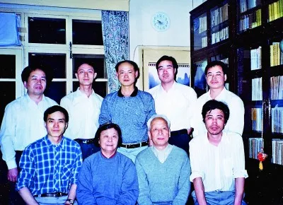 学者的坚守与操守 学者的坚守与操守