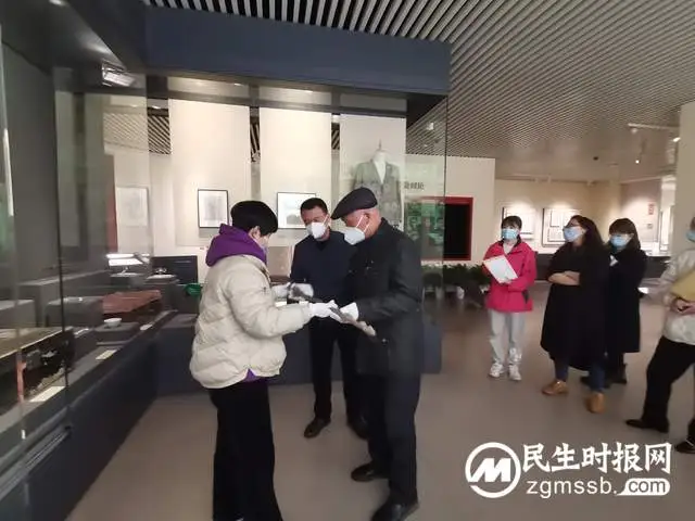 革命文物“罗亦农为母亲制作的拐杖”回归故里