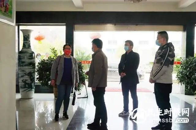 市纪委监委派驻纪检组一行赴湘潭市救助管理站开展节前检查工作