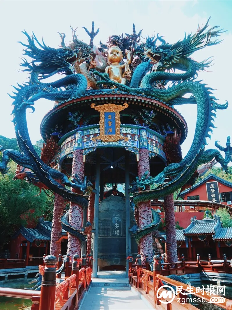 我国“魔幻”的古寺，佛像面目狰狞让人害怕，游客：感觉来了剧组