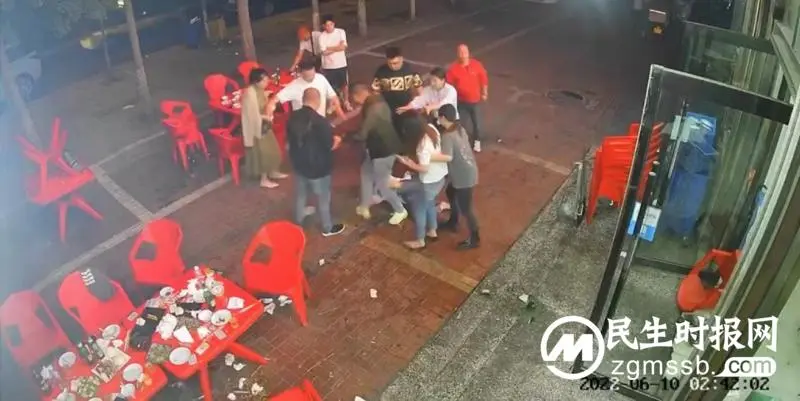 “唐山暴力事件”报警女生：报警是我唯一能做的事