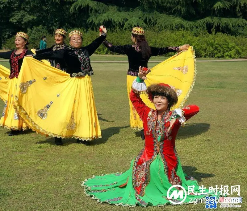 【拍客原创】欢快的新疆舞