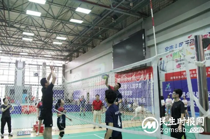 赛出精气神丨市生态环境局举办“建团百年心向党 同心喜迎二十大”气排球、羽毛球比赛 赛出精气神丨市生态环境局举办“建团百年心向党 同心喜迎二十大”气排球、羽毛球比赛