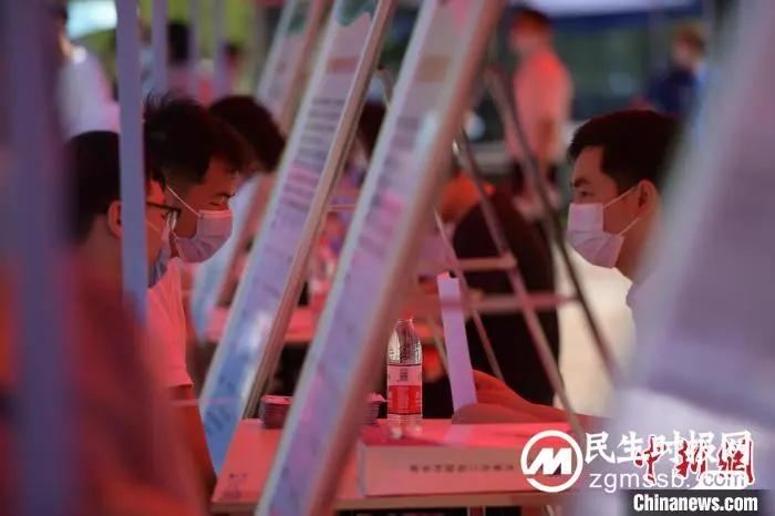 多地重启公务员省考笔试 扩大政策性岗位规模 多地重启公务员省考笔试 扩大政策性岗位规模