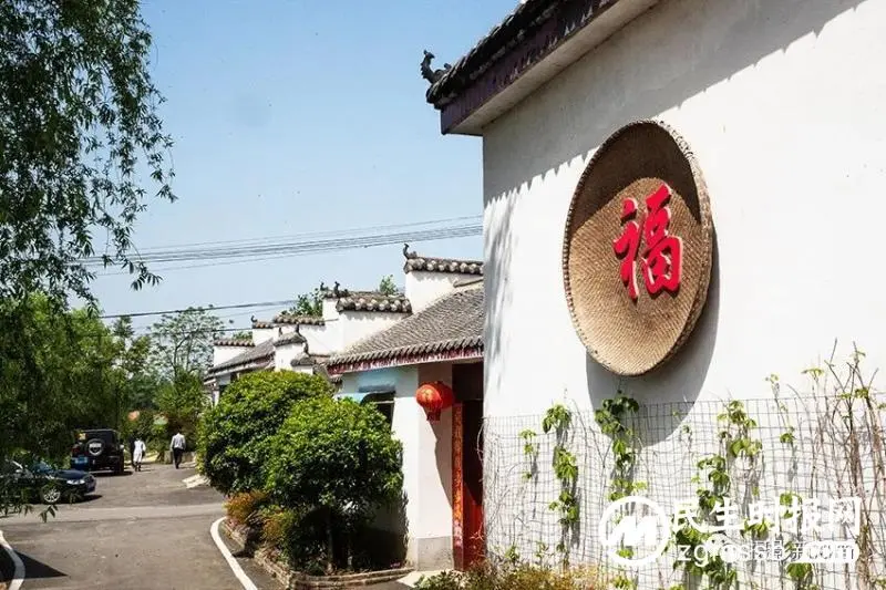 豫南一山村“美颜”后成了这个样子,绿色产业聚人气旅游开始升温 豫南一山村“美颜”后成了这个样子,绿色产业聚人气旅游开始升温