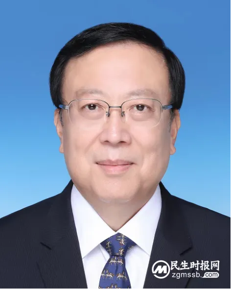 中央批准:郝平任北京大学党委书记,龚旗煌任校长 中央批准:郝平任北京大学党委书记,龚旗煌任校长