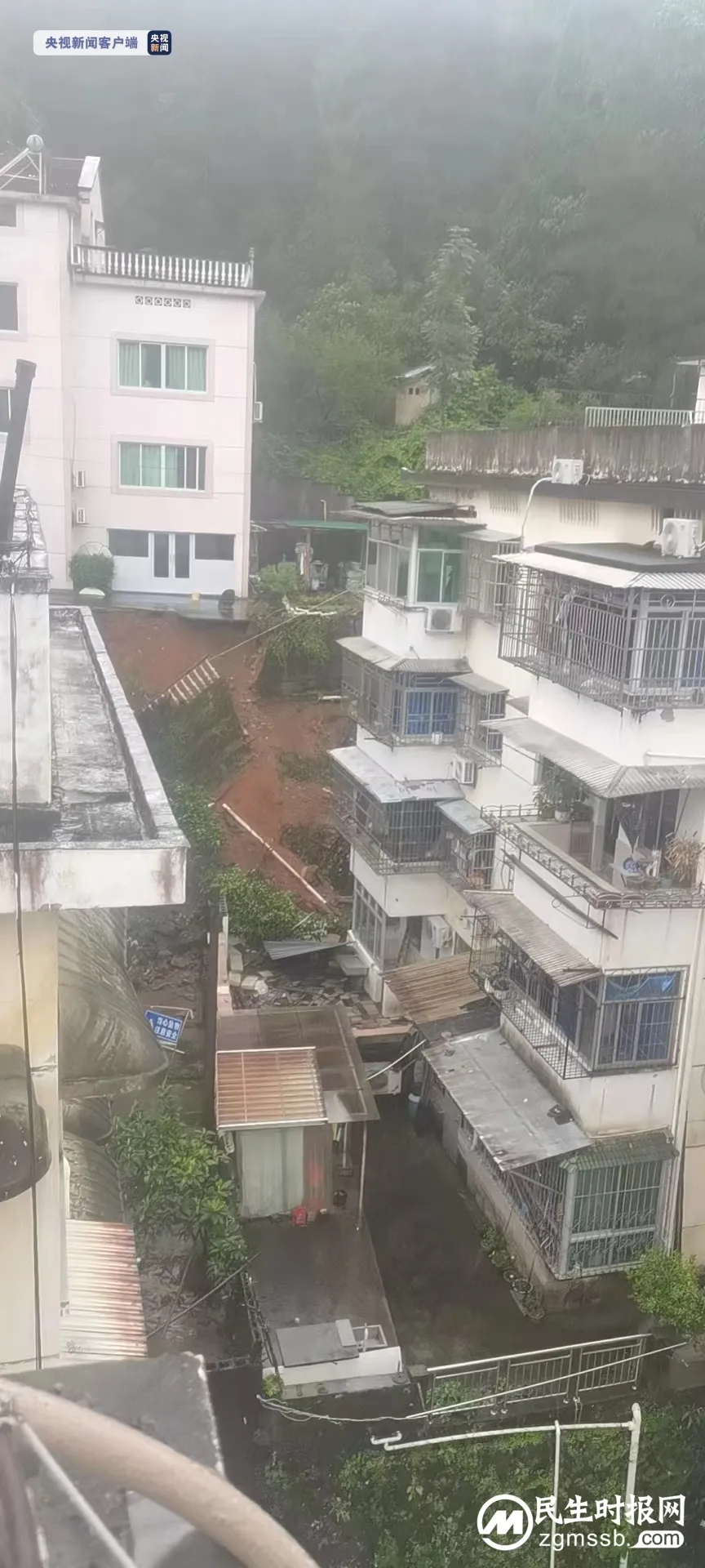 浙江衢州开化普降大暴雨 一栋宿舍挡墙发生坍塌 浙江衢州开化普降大暴雨 一栋宿舍挡墙发生坍塌