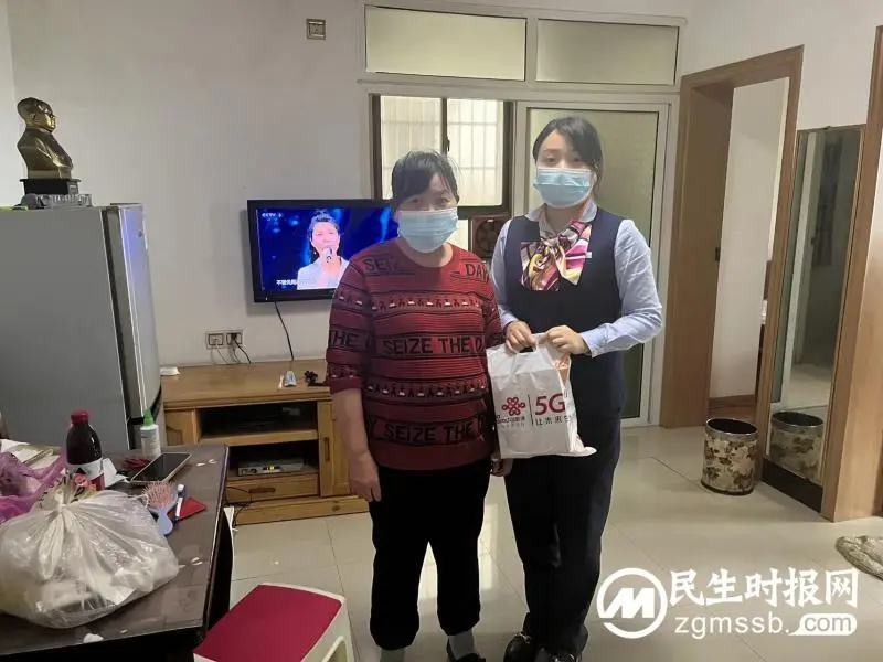 #服务再升级# 【服务承诺再升级】【营业厅内无小事，助老服务暖人心】