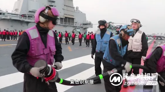 大开眼界！独家探访中国首艘国产航母山东舰