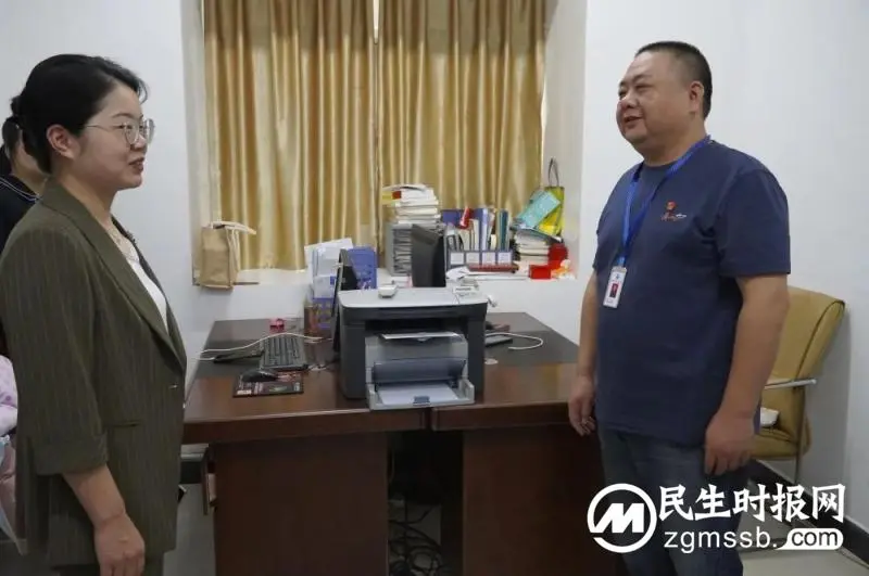 湘潭市民政局党委书记文雯到市救助管理站进行“七一”慰问 湘潭市民政局党委书记文雯到市救助管理站进行“七一”慰问