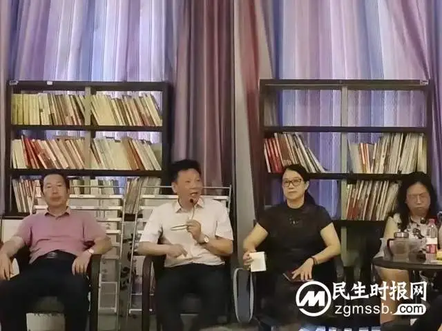 广集智慧办校庆——湘潭市一中举行120周年校庆退休教师座谈会