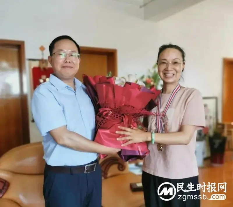 湘潭县人民法院机关党委开展庆“七一”系列活动 湘潭县人民法院机关党委开展庆“七一”系列活动