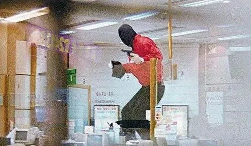 不用再问谁是李家超