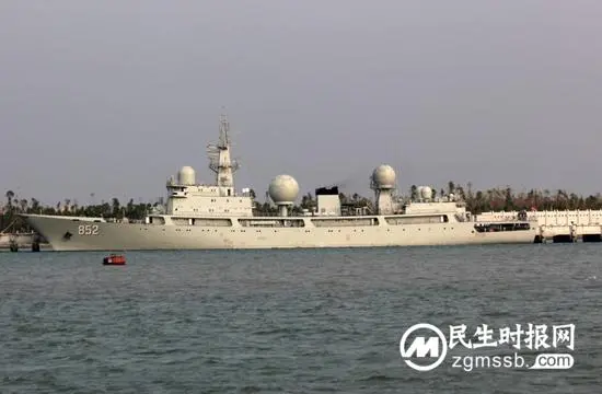 日本防卫省：中国电子侦察船穿越宫古海域，驶向东海