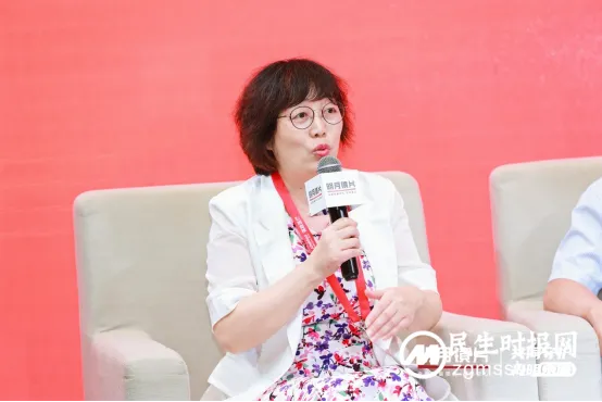 关注中国孩子近视防控 明月镜片携手医媒深度交流 关注中国孩子近视防控 明月镜片携手医媒深度交流