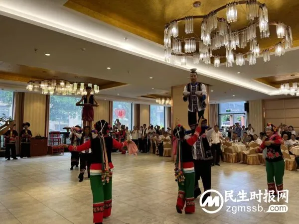 南涧：7个项目集中签约 王老吉香橼乌龙茶饮新品发布
