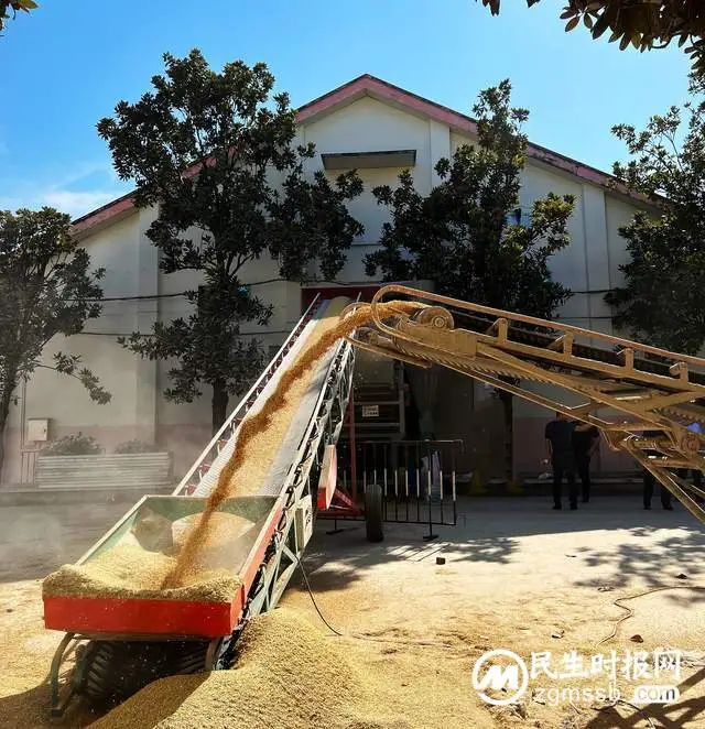 农发行湘潭市分行坚持“四心”保粮安