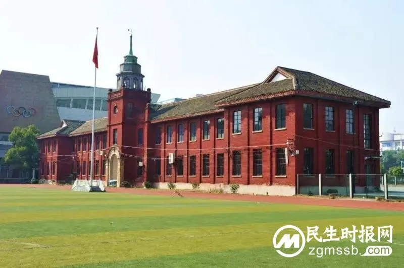 潭中芳华 | 巍巍钟楼 爱满潭中
