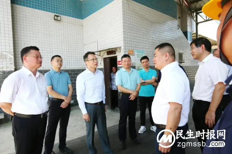 胡贺波到湘乡调研夏粮收购等工作 并开展巡河活动 胡贺波到湘乡调研夏粮收购等工作 并开展巡河活动