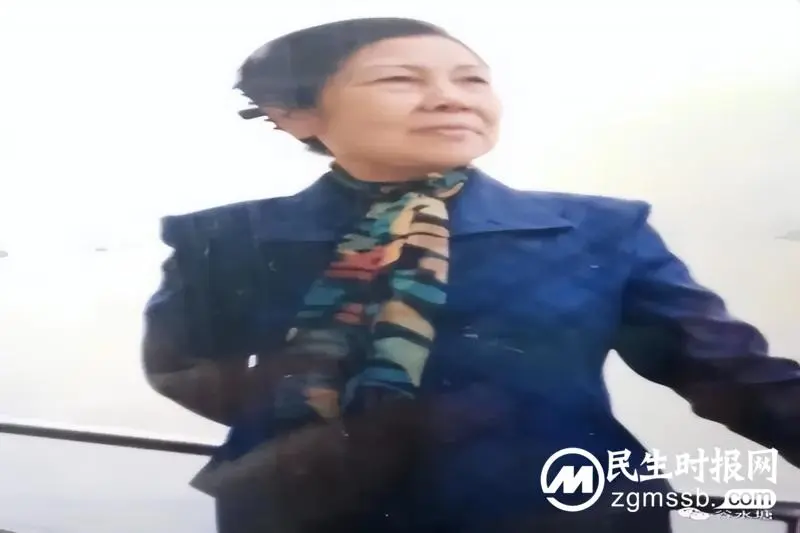潭中芳华 | 激情燃烧的岁月——伍琼怡老师访谈