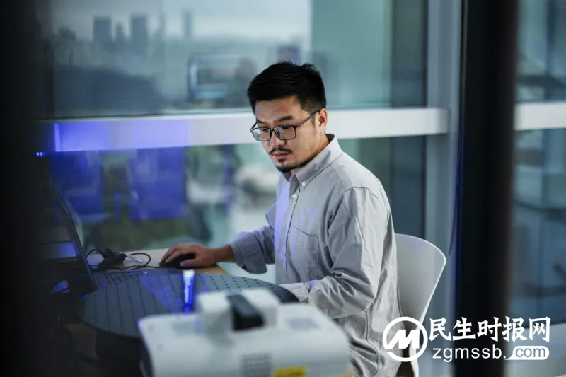 RELX悦刻国标新品上线，8亿研发投入追求满分体验