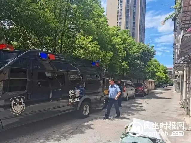 【打击整治“百日行动”】防控篇：防患于未然，易俗河派出所协助送治精神障碍患者