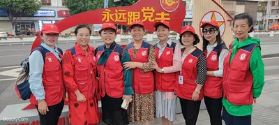 官渡区开展“争当排头兵”和平路社区专题巡访活动