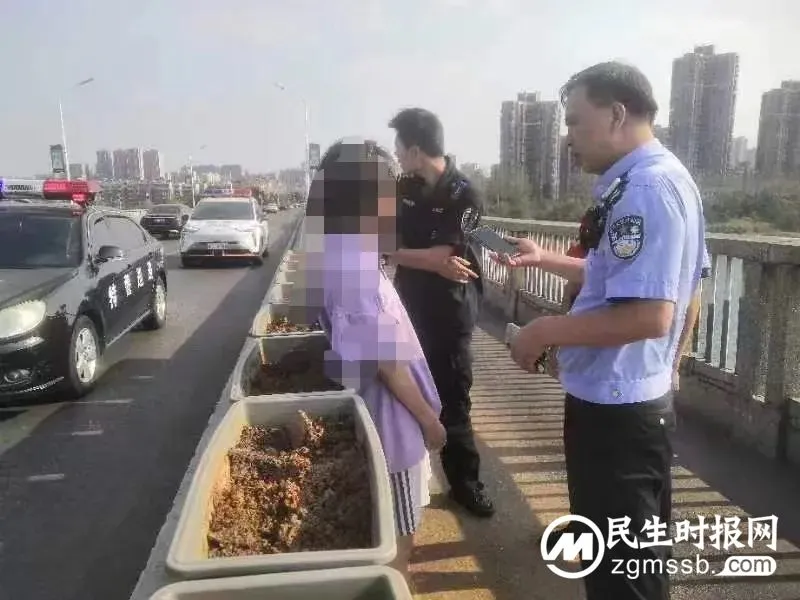 民警化身知心大叔 牵手轻生女孩传递希望之光