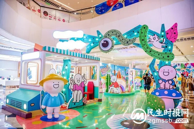 晶品Crystal Galleria 7周年庆开启城市治愈系「身临其晶」探险之旅！