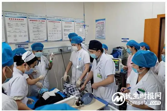 市卫健委领导到湘潭县中路铺镇中心卫生院开展基层卫生健康事业高质量发展调研和专科培训