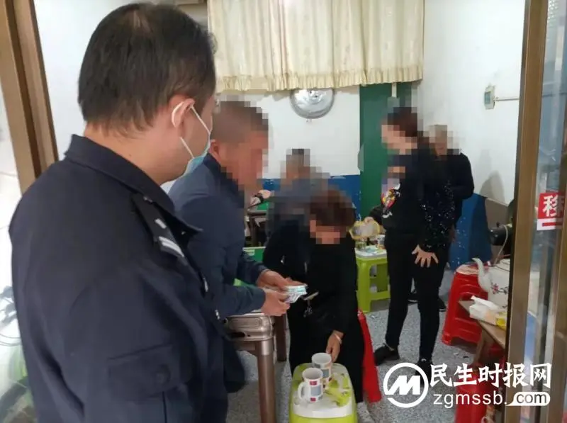 闻令而动,莲乡公安全警投入战疫情护平安 闻令而动,莲乡公安全警投入战疫情护平安