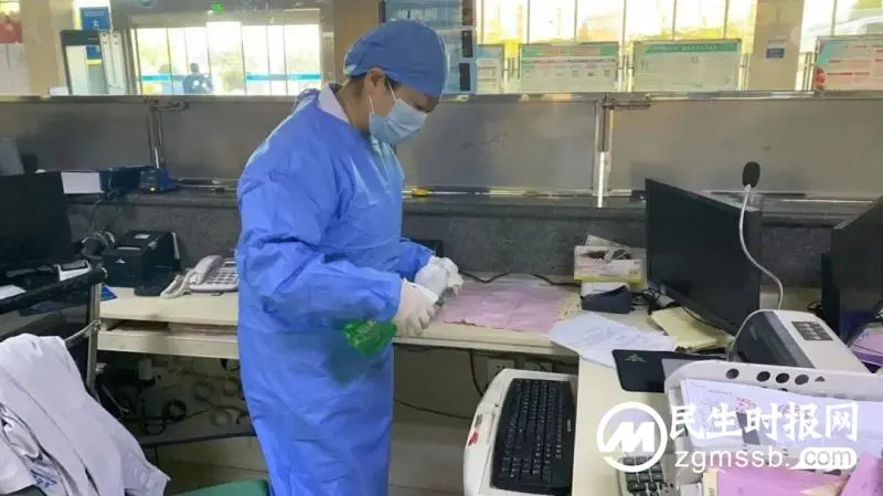 【五医·医者红】筑牢防控安全线 携手同心战疫情 | 湘潭市第五人民医院抗击疫情在行动