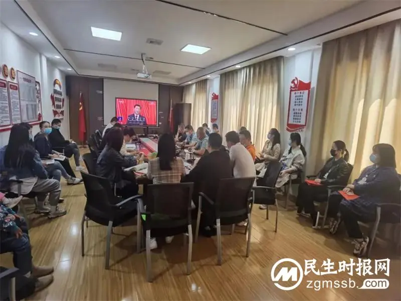 【中心医院·医者红】湘潭市中心医院党员干部职工积极收看党的二十大开幕会 【中心医院·医者红】湘潭市中心医院党员干部职工积极收看党的二十大开幕会