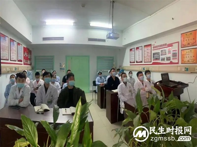 【中心医院·医者红】湘潭市中心医院党员干部职工积极收看党的二十大开幕会 【中心医院·医者红】湘潭市中心医院党员干部职工积极收看党的二十大开幕会