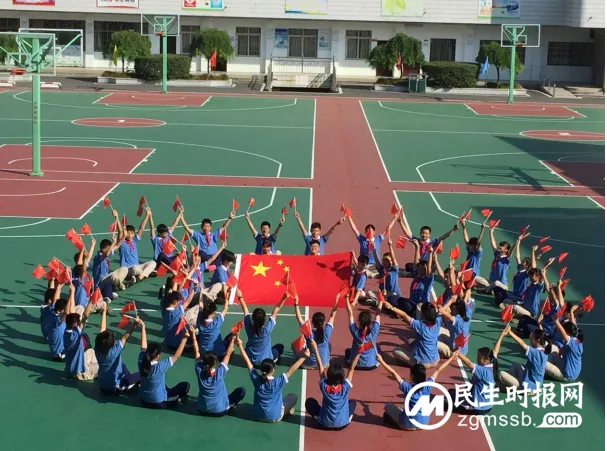 真诚献礼二十大 坚守初心向未来