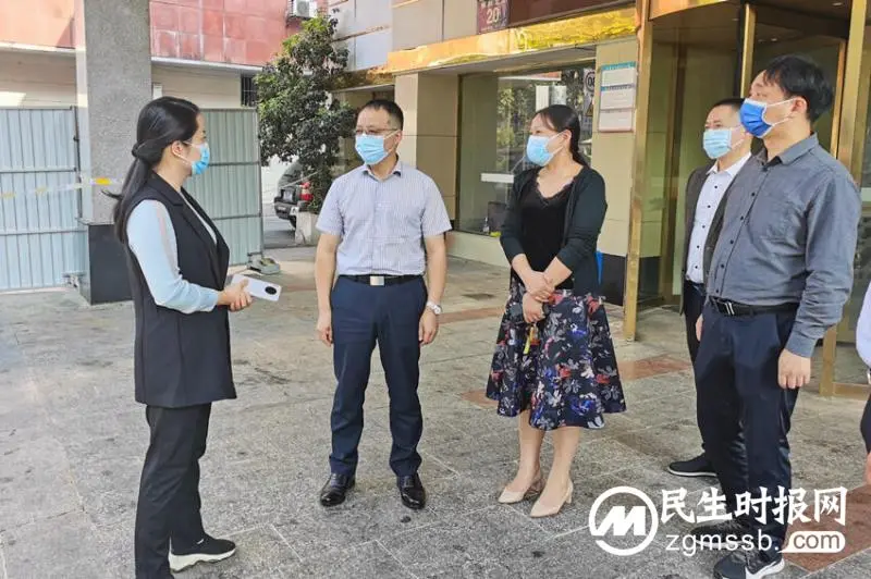 柳军辉督导企业安全生产和疫情防控工作