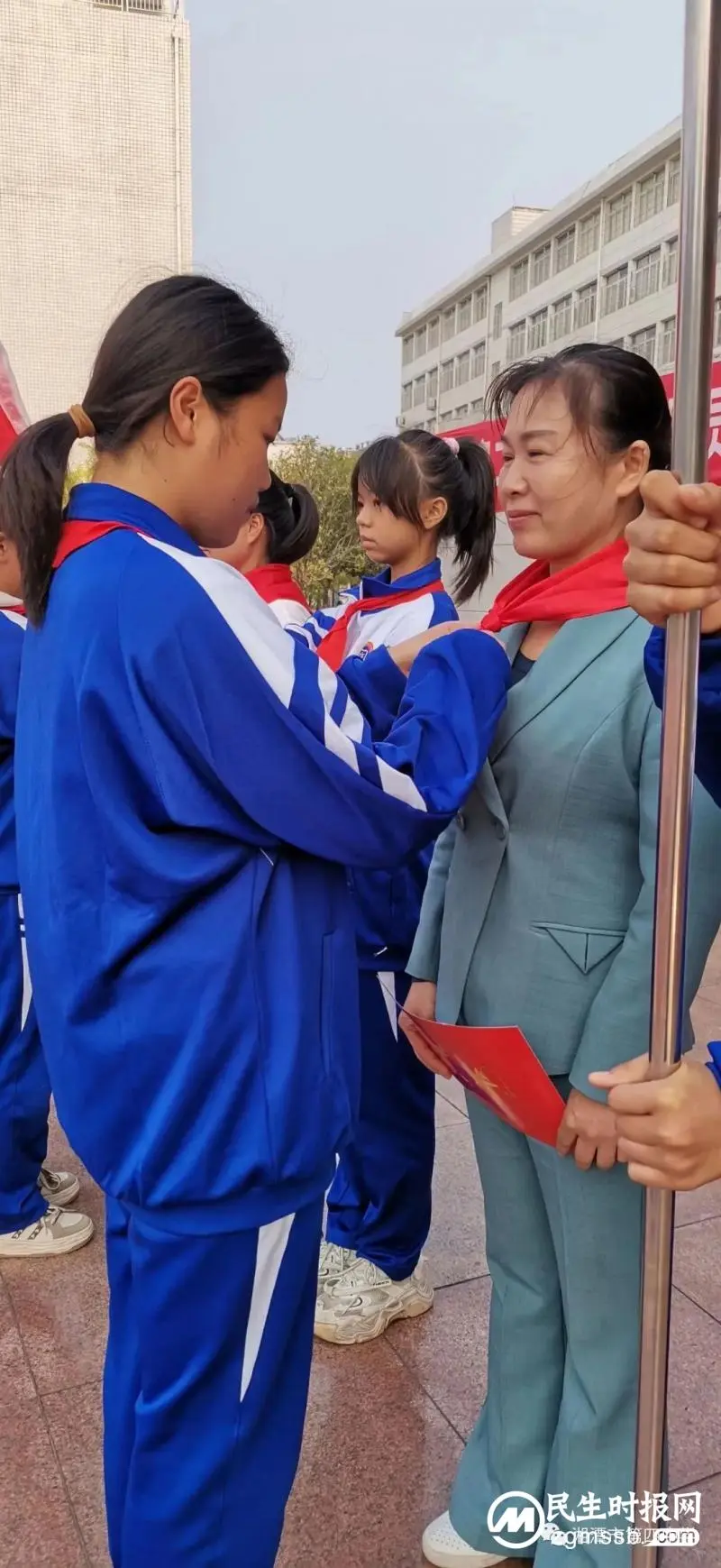 喜迎二十大 争做好队员----湘潭市四中2022年七年级少先队建队活动 喜迎二十大 争做好队员----湘潭市四中2022年七年级少先队建队活动