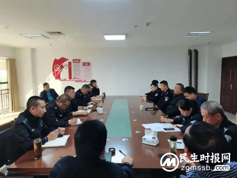 莲乡民警聆听二十大报告谈感悟 莲乡民警聆听二十大报告谈感悟