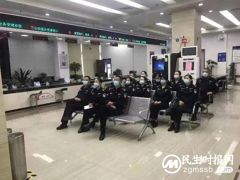 莲乡民警聆听二十大报告谈感悟 莲乡民警聆听二十大报告谈感悟